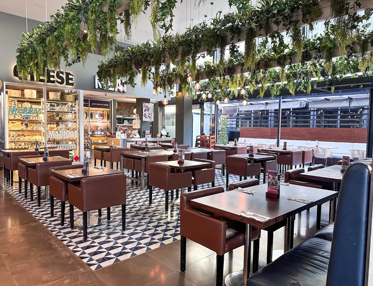 Jones The Grocer, Al Manara (Sheikh Zayed Road, Dubai)